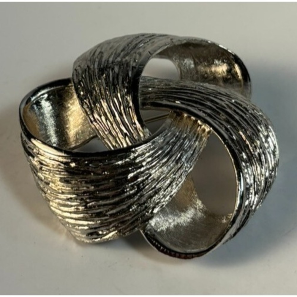 Vintage Abstract Knot Brooch Silver Tone Textured Statement Minimalist 90s Pin